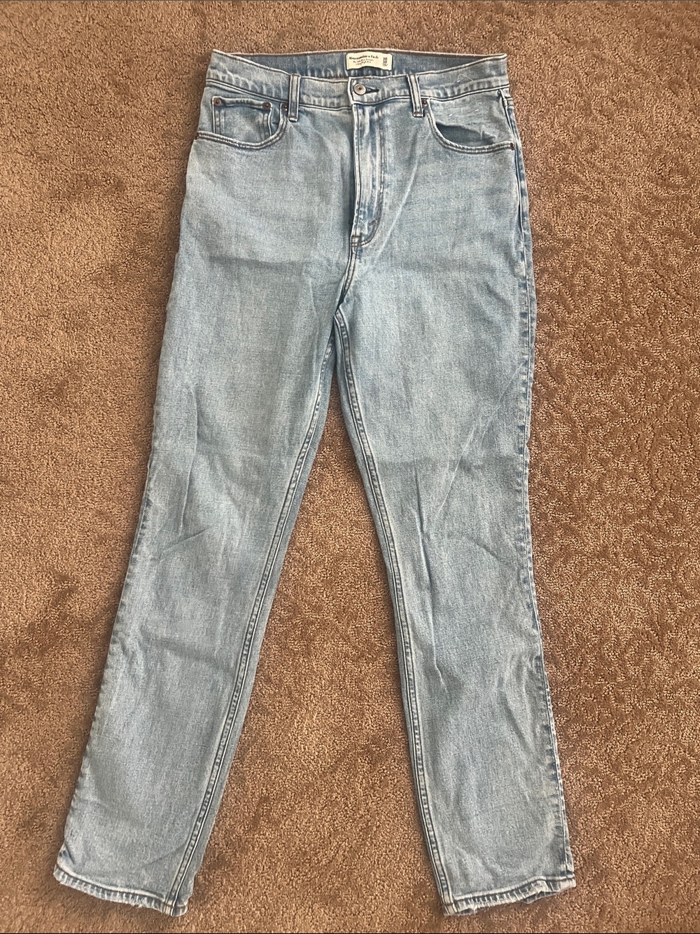 Abercrombie & Fitch 90s Slim Straight Ultra High Rise Jeans